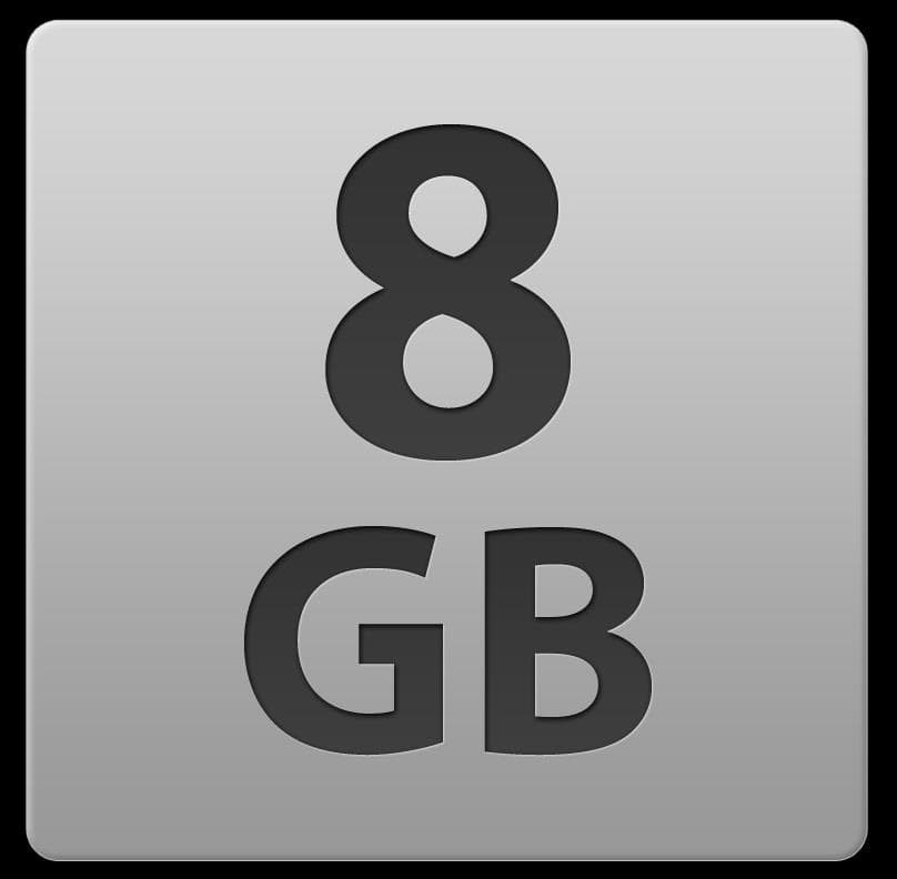 8 GB en los correos de los clientes