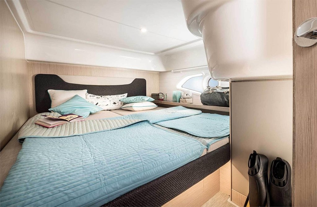 Foto 6 BAVARIA E40 SEDAN