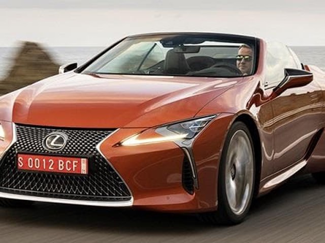 Lexus LC 500 Cabrio, con un motor de V8