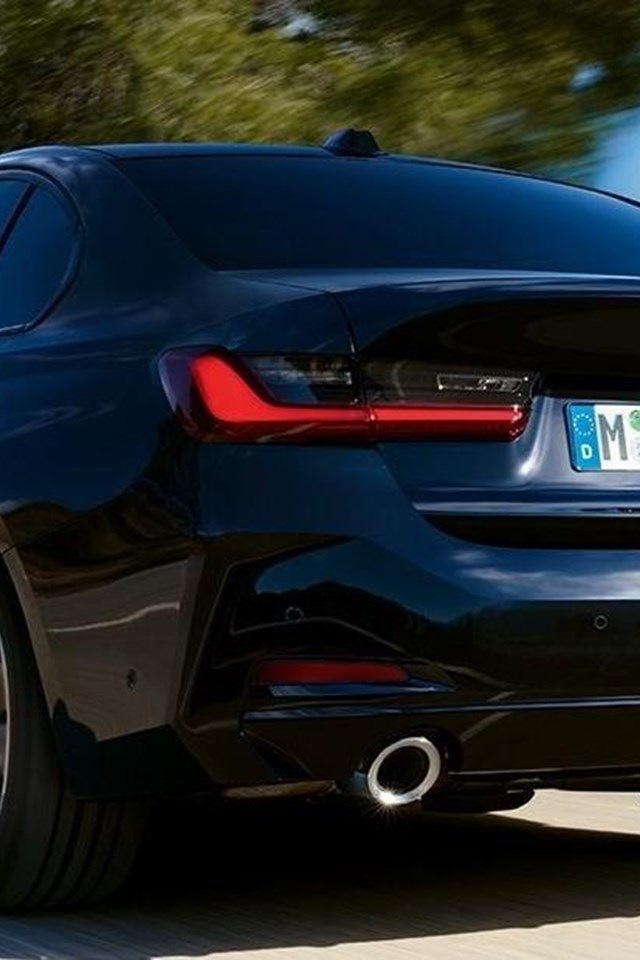 NUEVO BMW 330e BERLINA CON TECNOLOGÍA HÍBRIDA ENCHUFABL